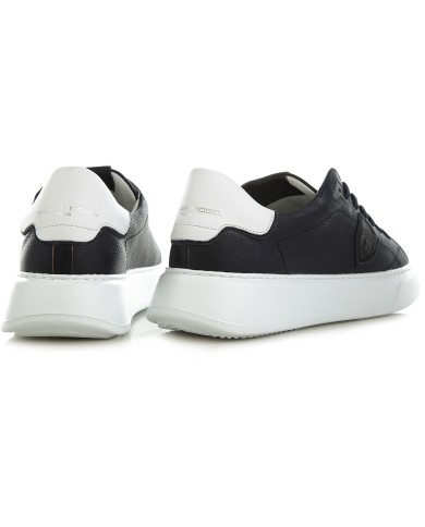 SNEAKER SNEAKER
